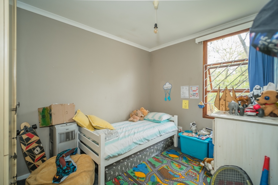 4 Bedroom Property for Sale in Edgemead Western Cape